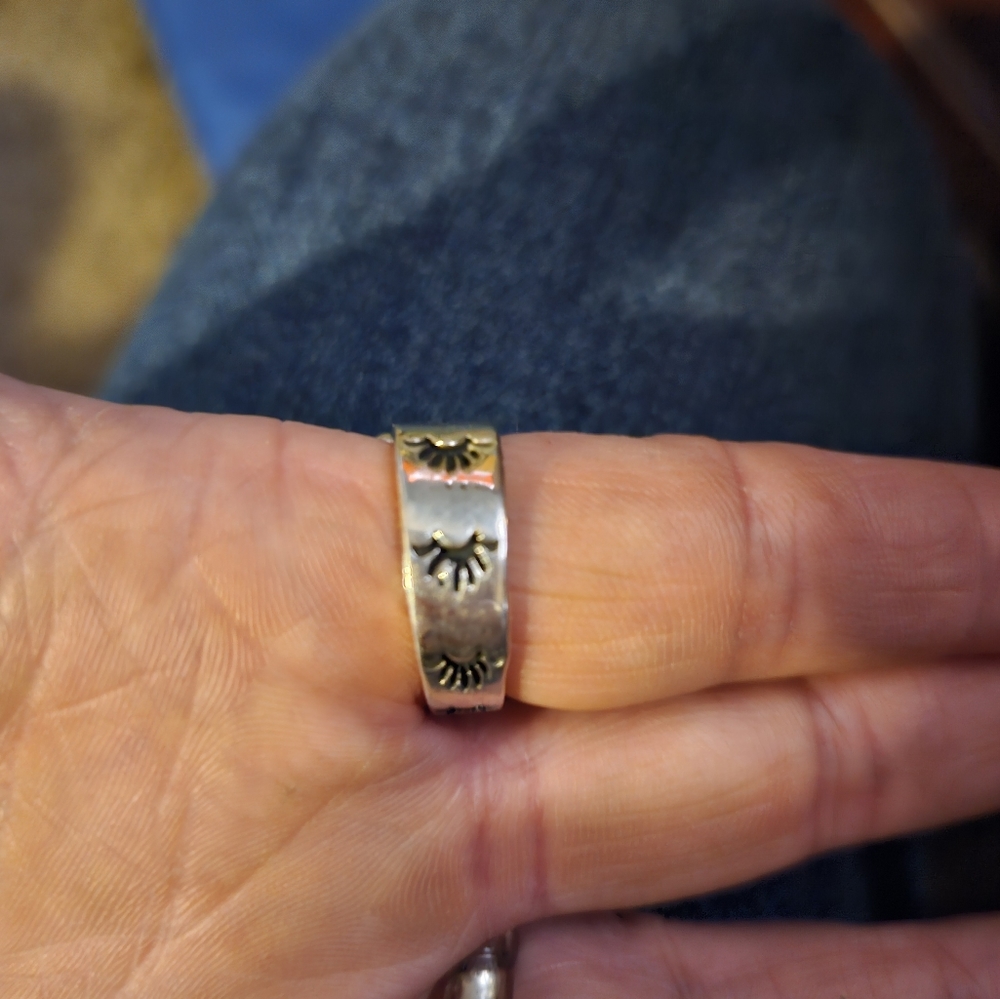 Ring - Picture 6 of 6